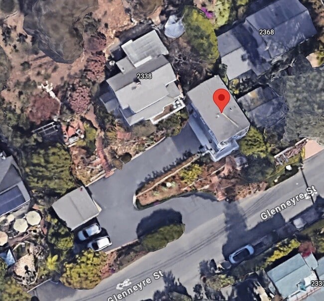 Building Photo - 2344 Glenneyre St