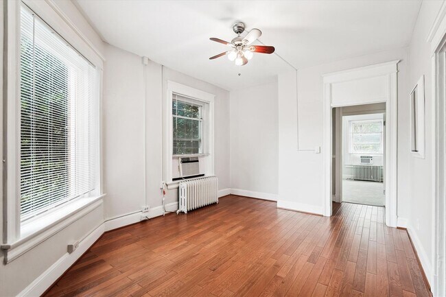 Building Photo - 150 Seaton Pl NW