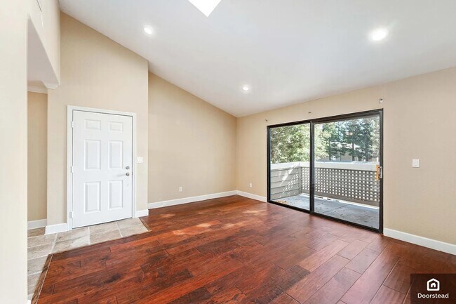 Building Photo - 298 Eastridge Dr
