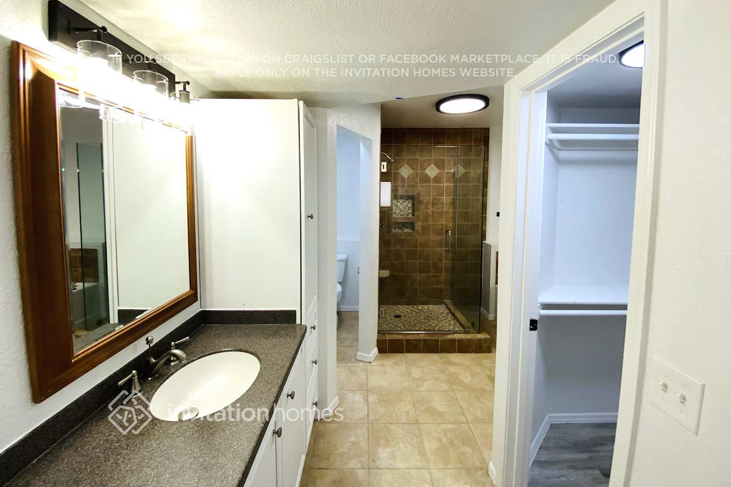 Building Photo - 1208 W Sand Hills Ct