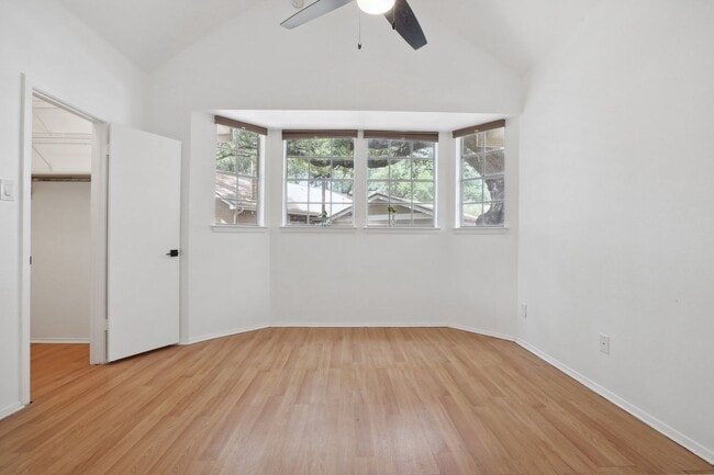 Building Photo - 6501 Brush Country Rd