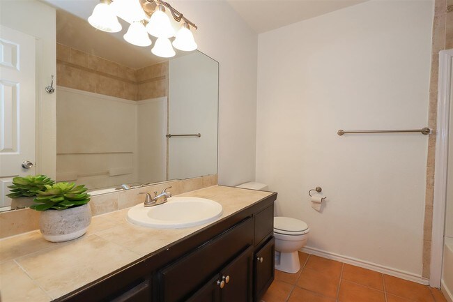 Building Photo - 8710 McPherson Rd