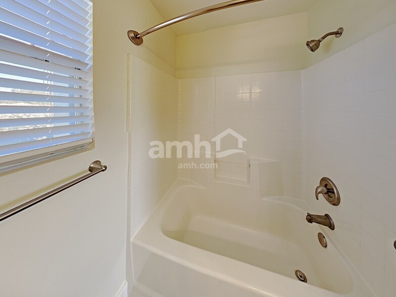 Building Photo - 7224 Tame Pl