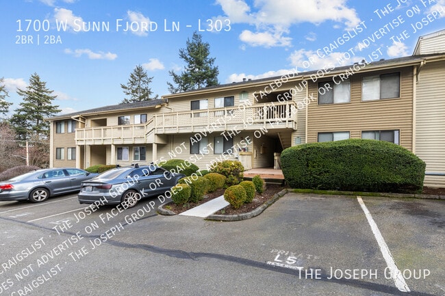 Primary Photo - 1700 W Sunn Fjord Ln