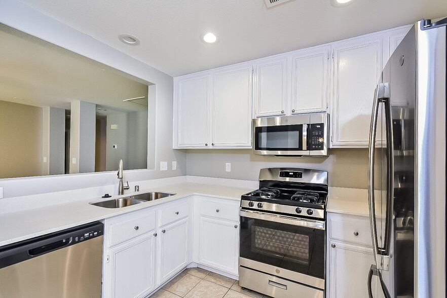 Building Photo - 4913 Shady Rim Ct