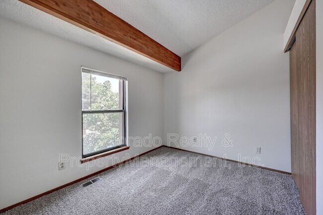 Building Photo - 4154 S Richfield Way