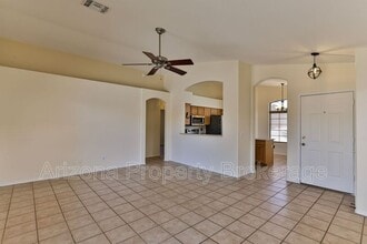 Building Photo - 1885 E Palomino Dr