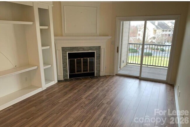 Building Photo - 18817 Nautical Dr