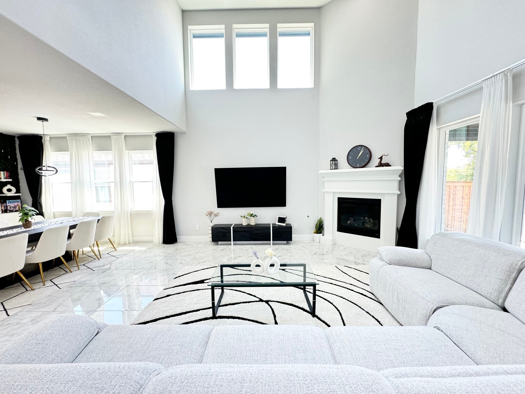 Building Photo - 2801 Riverview Rd