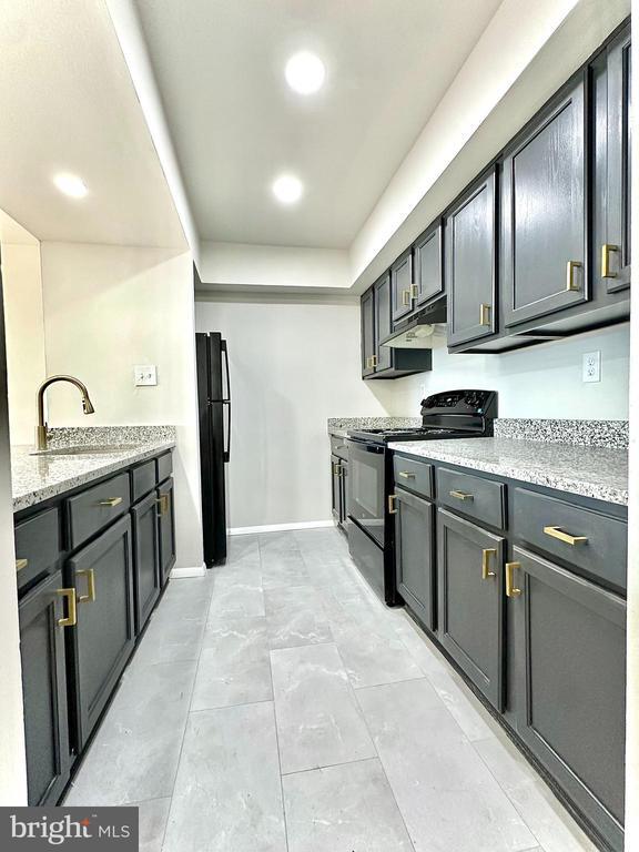 Building Photo - 3408 Rhawn St