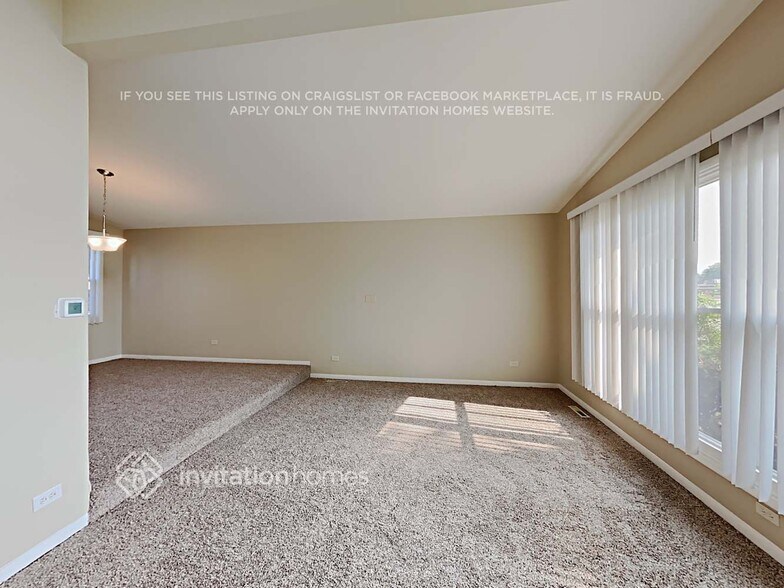 Building Photo - 6031 W 129th St