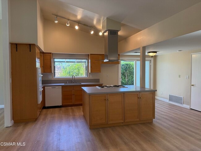 Building Photo - 22357 Liberty Bell Rd