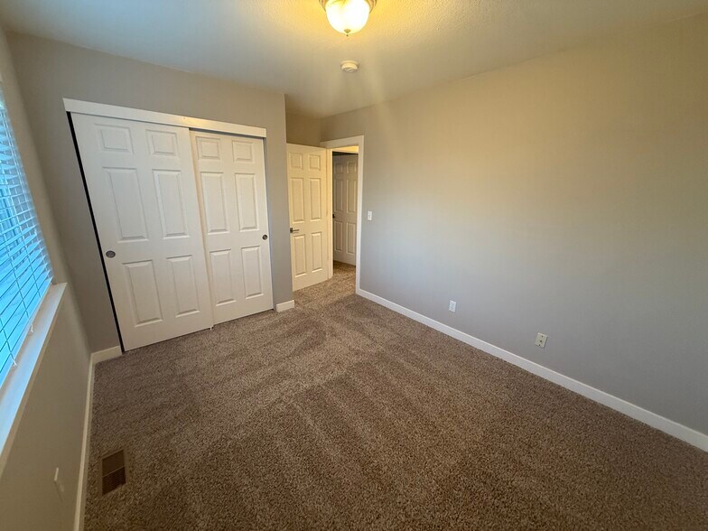 Bedroom 3 - 4054 S Himalaya Way