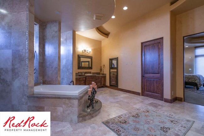 Building Photo - Incredible 4 Bedroom, 4 Bathroom FULLY FURNISHED Property in Entrada with a Private Pool!! 18 Mon...