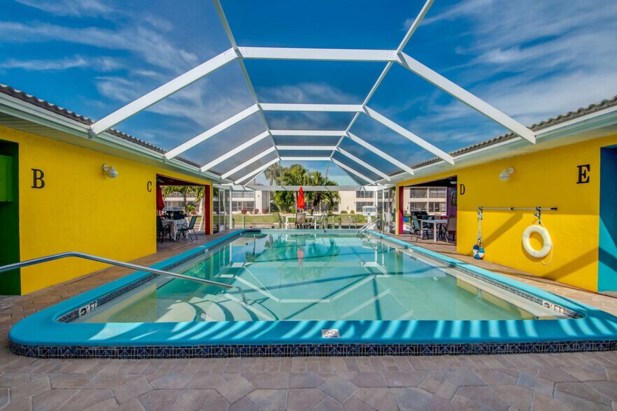 Building Photo - 1019 SE 40th St