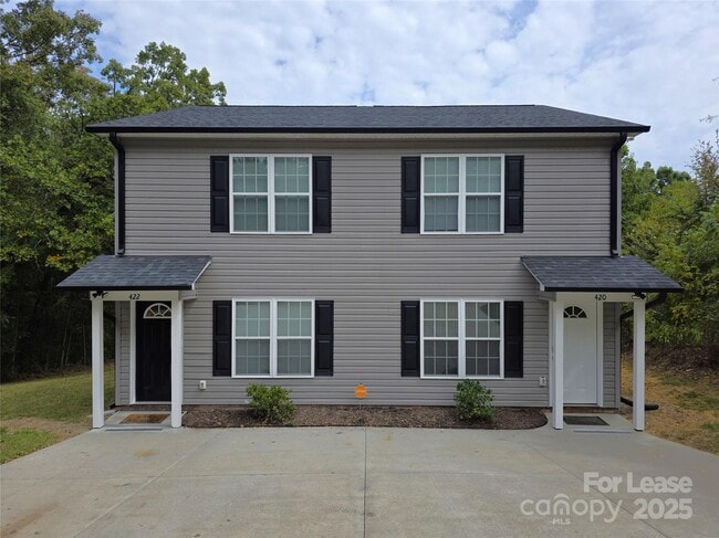 Building Photo - 420 Balfour Dr