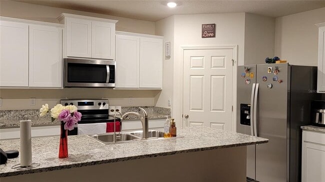 Building Photo - 978 Remington Green Dr SE