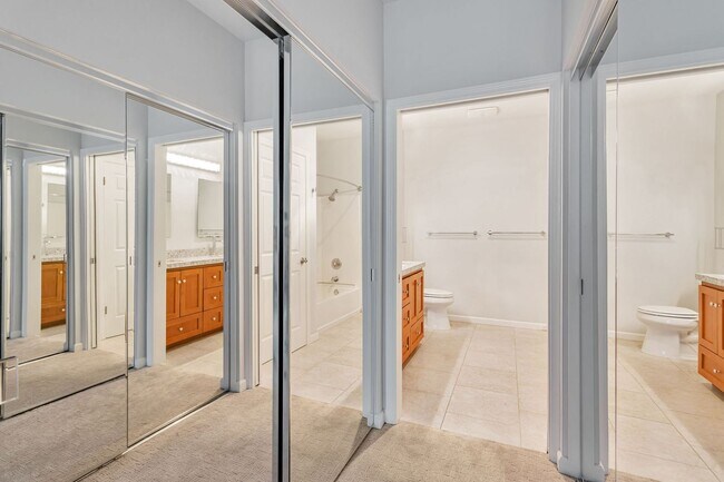 Building Photo - 2-Bedroom Condo in Prime Sunnyvale Location Near Tech Hubs
