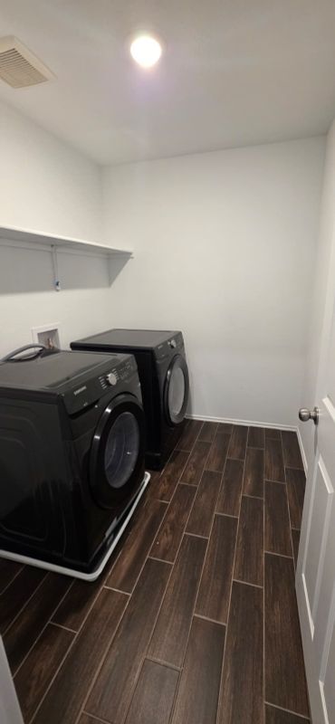 Building Photo - 541 Pickrell Lp