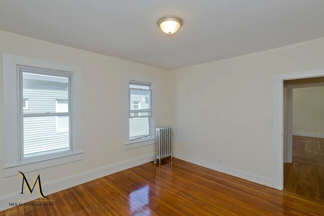 Building Photo - 20 Sachem St
