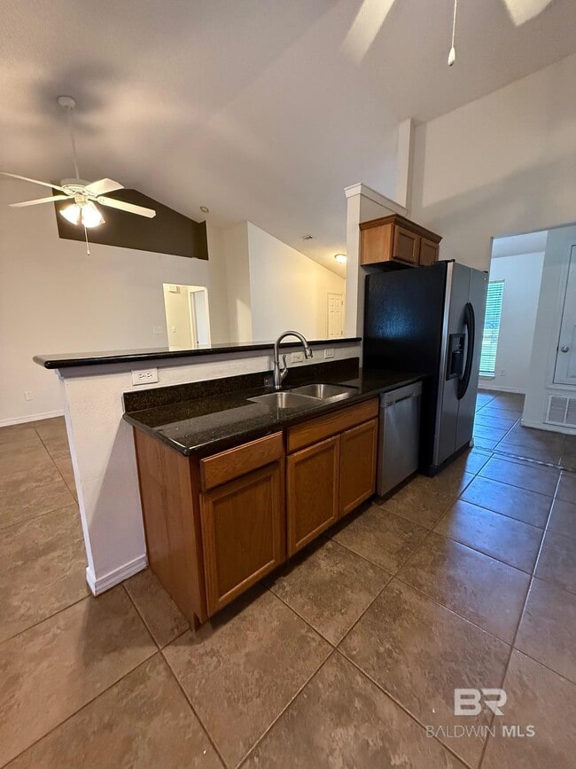 Building Photo - 33701 Rosalia Ave