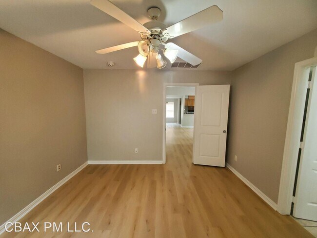 Building Photo - 3 br, 2 bath House - 504 E Buffalo St