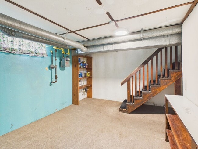 Building Photo - 3 Bedroom House in Harrisburg