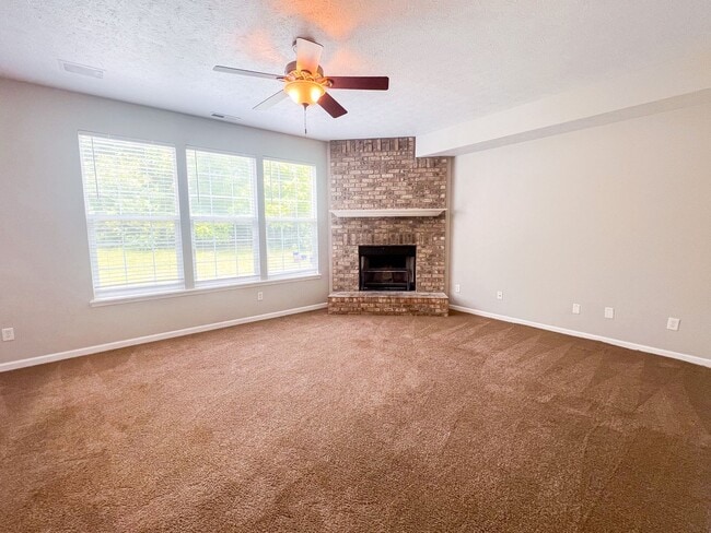 Building Photo - 10640 Northern Dancer Dr