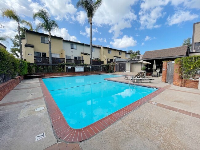 Building Photo - 7962 Mission Center Ct