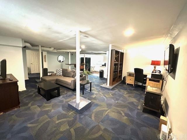 Building Photo - 1305 Stratford Ave