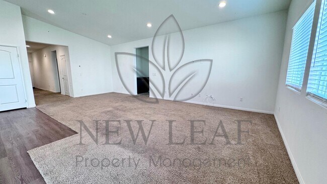 Building Photo - 10674 Appaloosa Ave