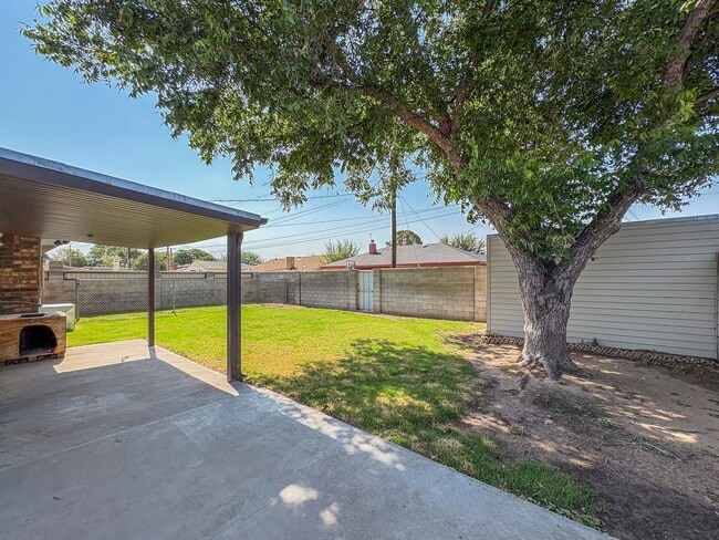 Building Photo - 1601 Cordoba Ln