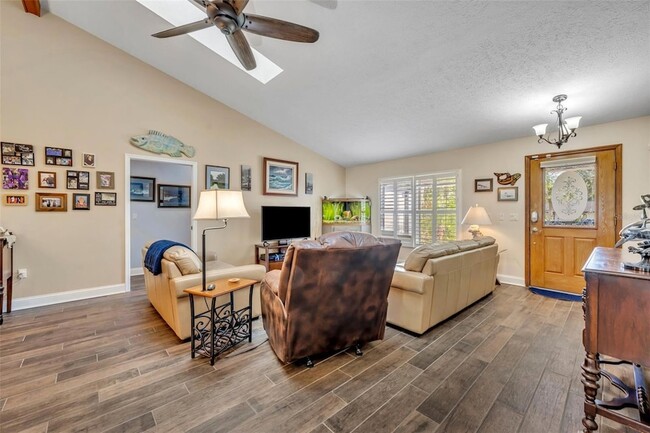 Building Photo - 11768 W Riverhaven Dr