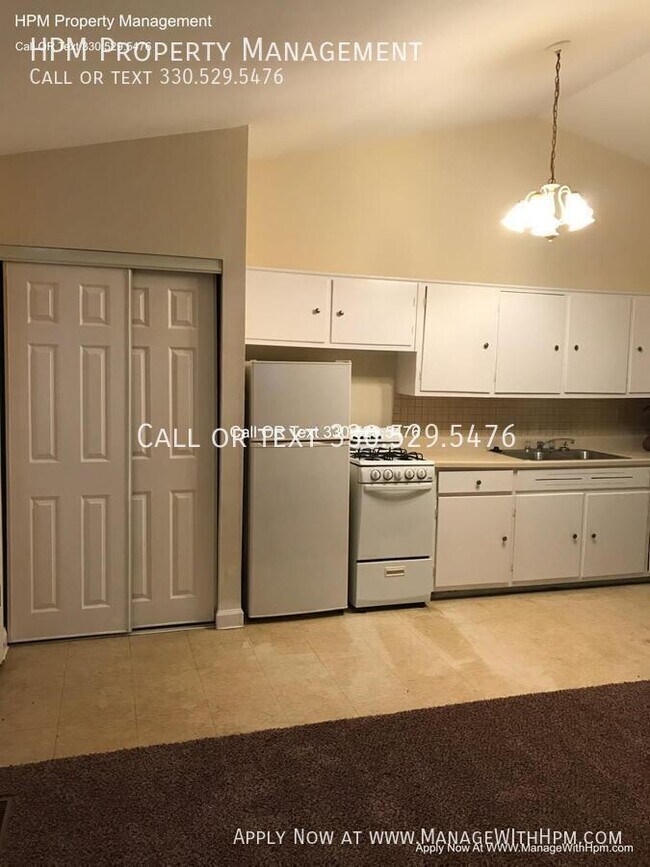 Building Photo - 2365 Newton St