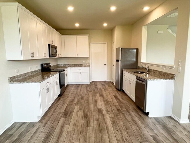 Building Photo - 54 Pacific Loon St