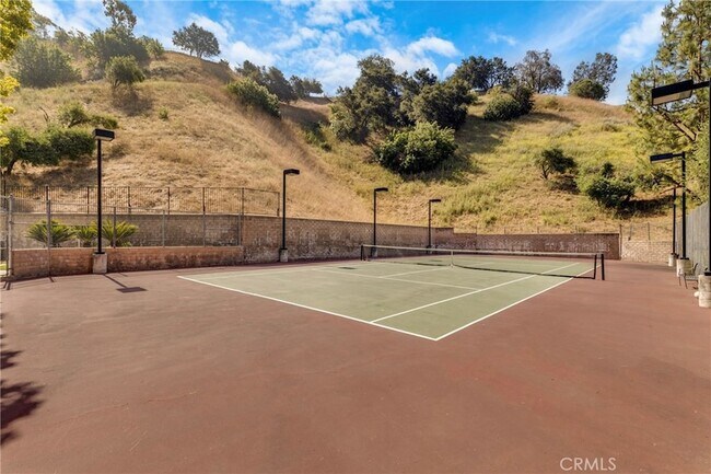 Building Photo - 26120 Alizia Canyon Dr