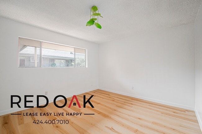 Building Photo - 401 Raymond Ave