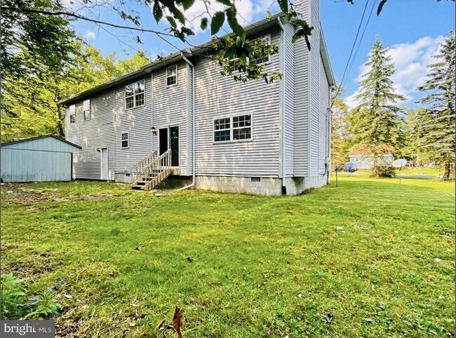 Building Photo - 1226 Country Pl Dr