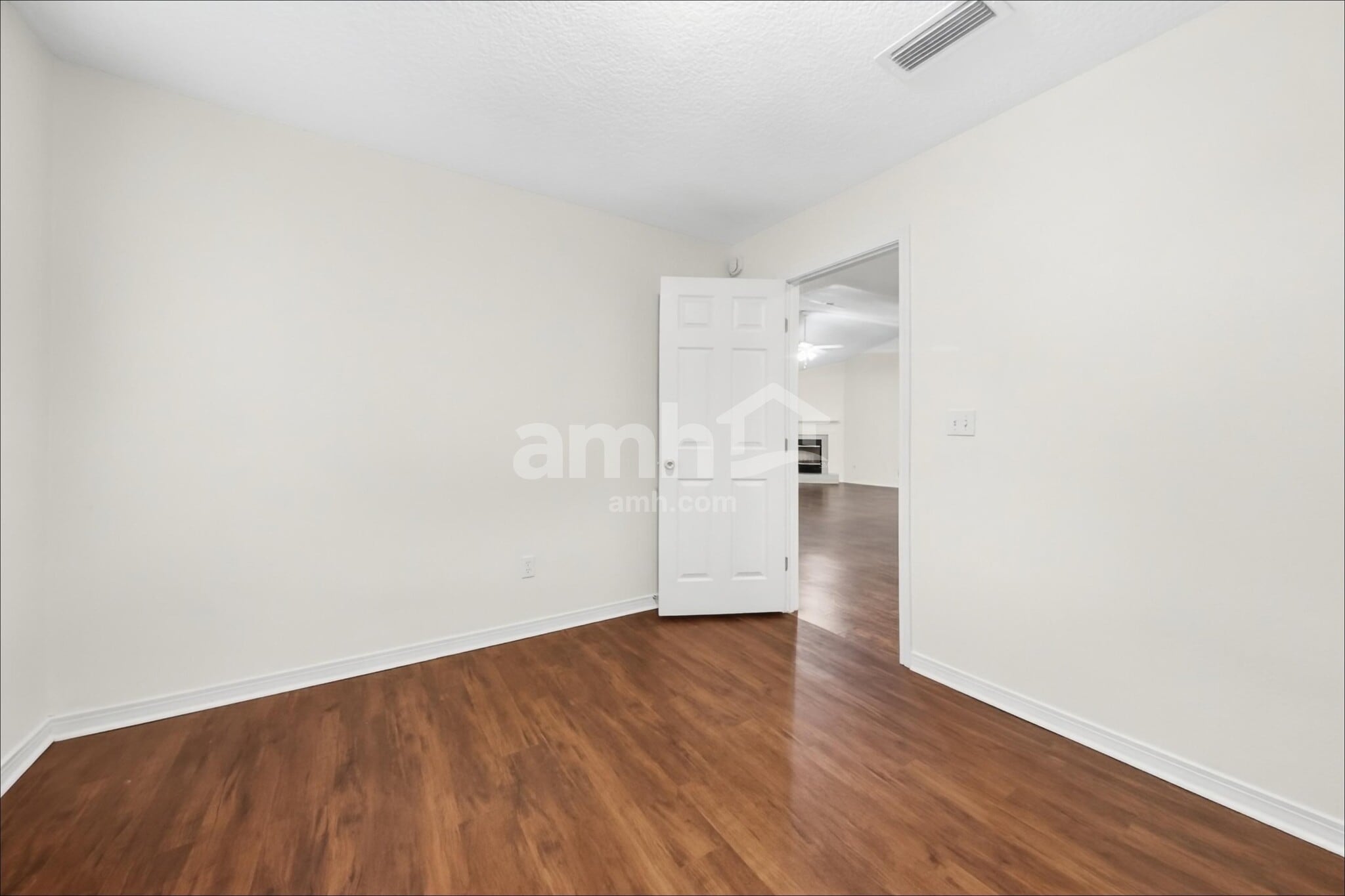 Building Photo - 2424 Shelby Creek Rd W