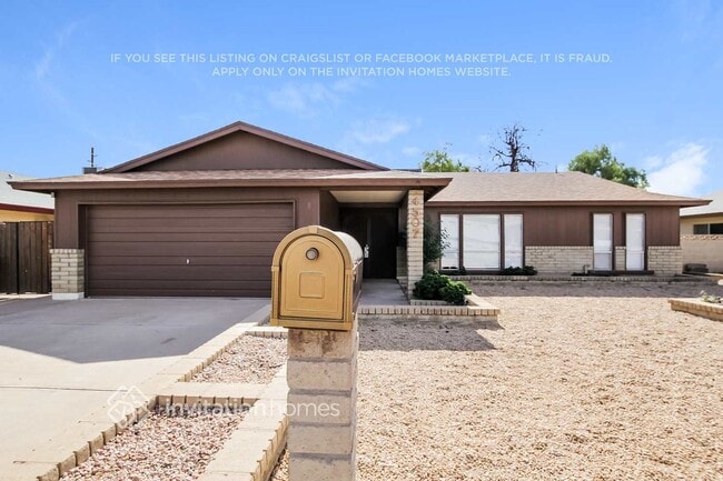 Building Photo - 4507 W Gardenia Ave