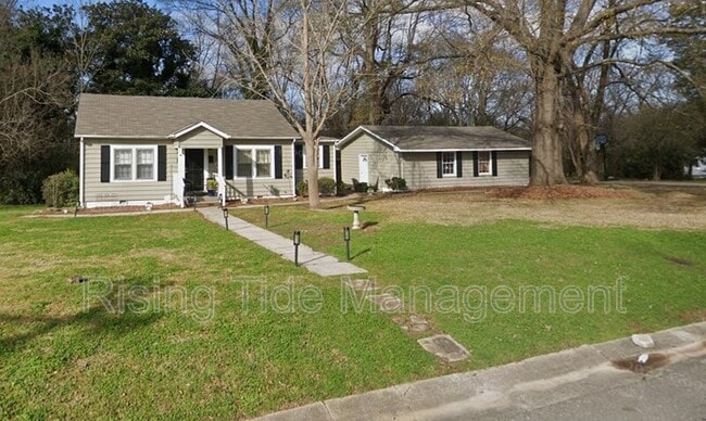 Primary Photo - 1904 Woodrow Dr