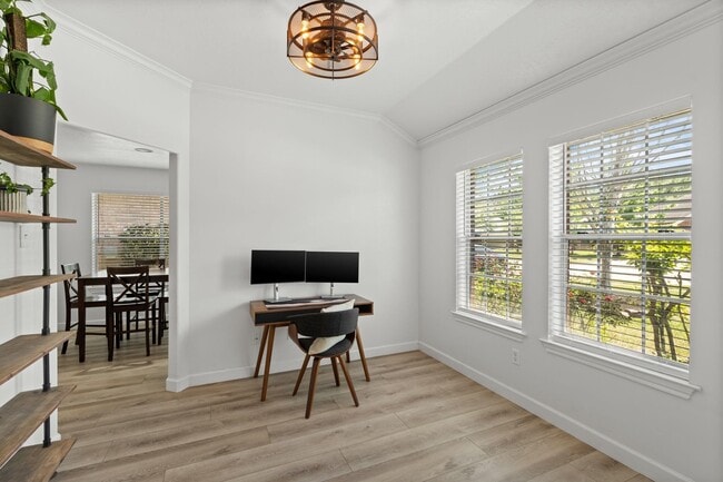 Building Photo - 14526 Chestnut Falls Dr