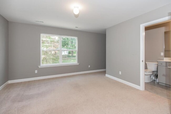 Building Photo - 2708 Brook Hill Ln