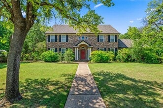 Building Photo - 150 Creekside Dr