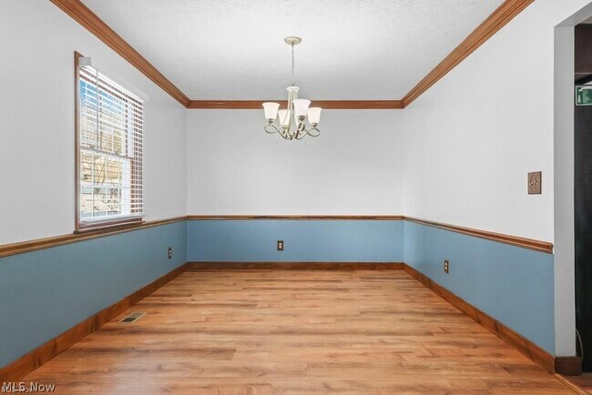 Building Photo - 13943 Walking Stick Way