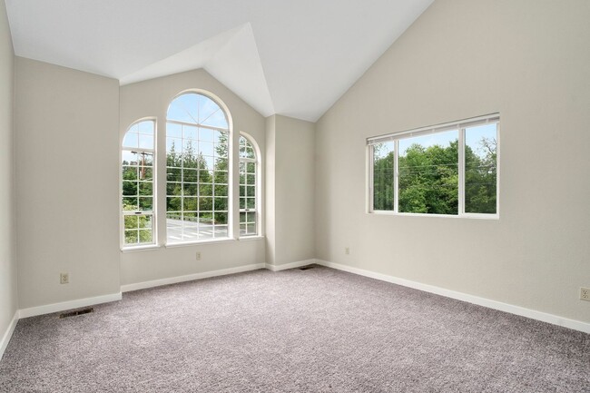 Building Photo - 3 Bedroom Home in Lake Stevens!