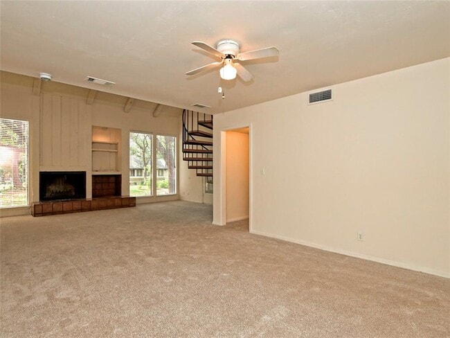 Building Photo - 3 Casa Verde St