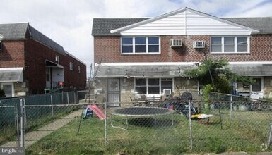 Building Photo - 2230 Hoffnagle St