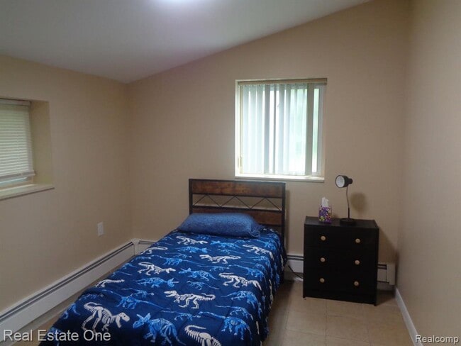 Building Photo - 29952 Eldred St