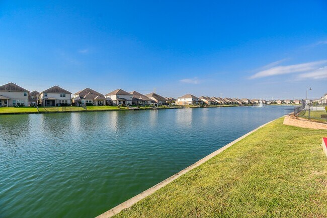 Building Photo - 24706 Alberti Sonata Dr